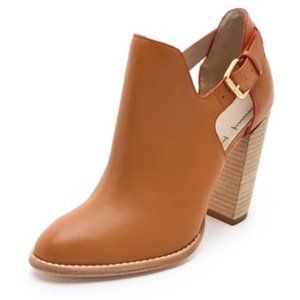 Elizabeth and James booties